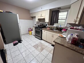 62 Columbia Ave in Jersey City, NJ - Building Photo - Building Photo