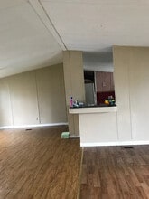 102 Colleton Ln in Clinton, SC - Building Photo - Building Photo