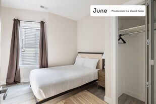 Room in Shared 5 bed/2 bath home in Boston, MA - Building Photo