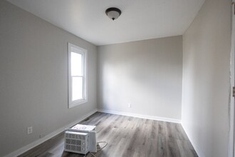 2028 Lexington Ave in Indianapolis, IN - Building Photo - Building Photo