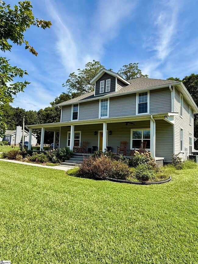 909 Anderson Ridge Rd in Greer, SC - Building Photo - Building Photo