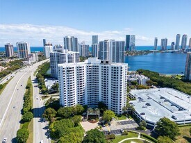 3300 NE 192 St in Aventura, FL - Building Photo