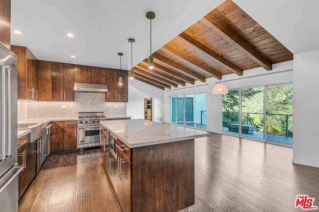 property at 3476 Troy Dr