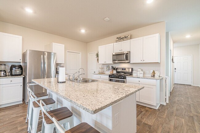 434 Orion Dr in New Braunfels, TX - Building Photo - Building Photo