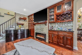 58 N Rockaway Ave in Lynbrook, NY - Building Photo - Building Photo