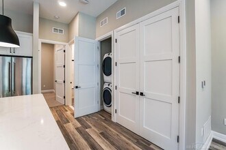 244 Vester Ave in Ferndale, MI - Foto de edificio - Building Photo