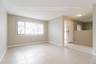 5579 Westview Dr, Unit C107 in Orlando, FL - Building Photo - Building Photo