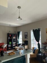 3039 M St NW, Unit Apartment 2 in Washington, DC - Building Photo - Building Photo