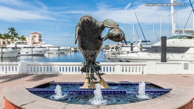 2926 Rock Sound St in Bradenton, FL - Building Photo - Building Photo