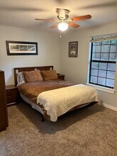 1255 Bay Loop SW in Tumwater, WA - Building Photo - Building Photo