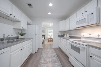 1687 Dexter Ln in Charleston, SC - Building Photo - Building Photo