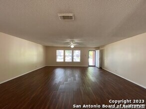 4514 Stradford Pl in San Antonio, TX - Building Photo - Building Photo
