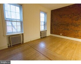 510 Spruce St in Philadelphia, PA - Building Photo - Building Photo