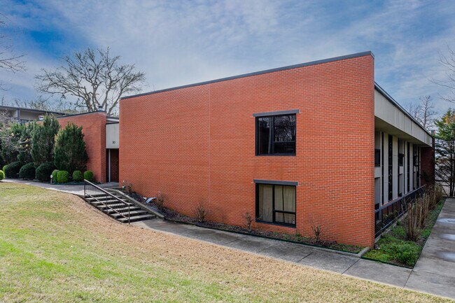 313 E Lafayette St in Fayetteville, AR - Building Photo - Building Photo