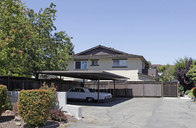 40600 Chapel Way in Fremont, CA - Building Photo - Building Photo