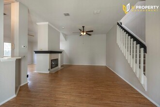 464 Arbor Club Ln in Euless, TX - Building Photo - Building Photo