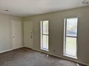 4610 N Eden Hills Cir in Wichita Falls, TX - Building Photo - Building Photo