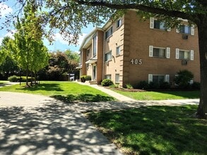 405 Wesley Ave in Oak Park, IL - Building Photo - Building Photo