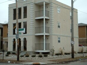 91 W 10th Ave, Unit Apartment C in Columbus, OH - Building Photo - Building Photo