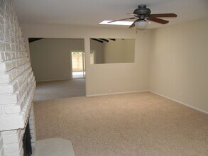 1404 E Sycamore Ave in Orange, CA - Building Photo - Building Photo