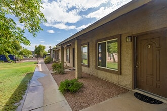 1314 W 3rd St, Unit 1314 W 3rd  apartment 3 in Tempe, AZ - Foto de edificio - Building Photo