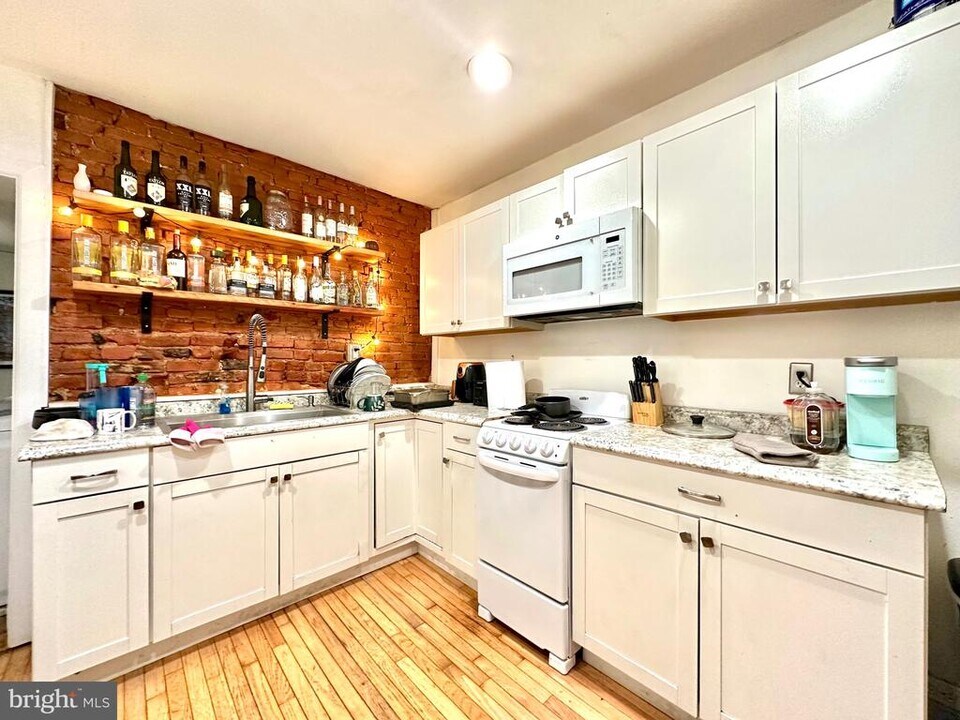 1710 N Bouvier St in Philadelphia, PA - Building Photo