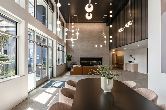 AMLI 535 in Seattle, WA - Building Photo - Building Photo