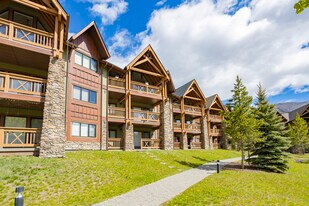 Serenity Ridge in Canmore, AB - Building Photo