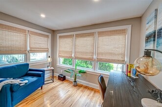 71 S Bay Dr in Babylon, NY - Building Photo - Building Photo