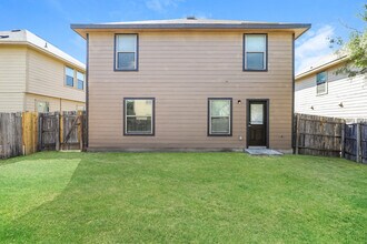 8914 Gerald Ohara in San Antonio, TX - Building Photo - Building Photo