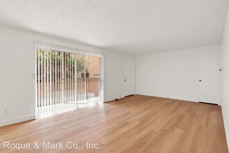 2927 Arizona Ave in Santa Monica, CA - Building Photo - Building Photo