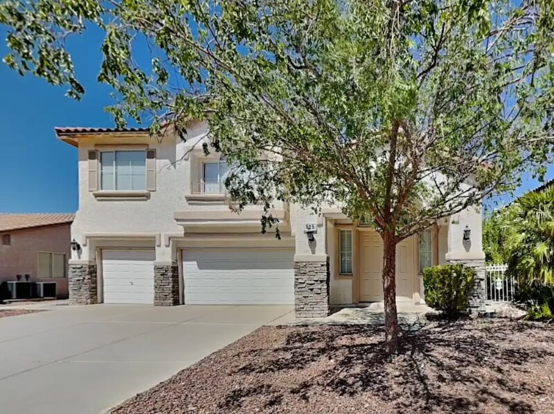816 Golden Poppy St in Las Vegas, NV - Building Photo