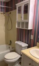 1910 Alvin St, Unit A in Lake Charles, LA - Building Photo - Building Photo