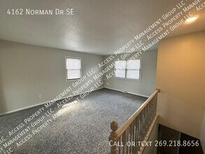 4162 Norman Dr SE in Grand Rapids, MI - Building Photo - Building Photo