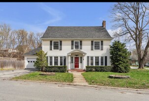 20 Freedom Way in Barre, VT - Building Photo