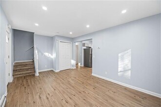 142 Chad Brown St in Providence, RI - Building Photo - Building Photo