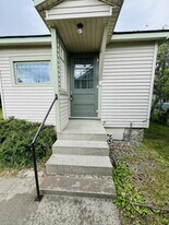 821 N Ewing St in Helena, MT - Building Photo