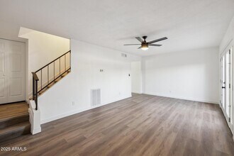 6173 N Granite Reef Rd in Scottsdale, AZ - Building Photo - Building Photo