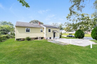 1107 Hickory St in Delanco, NJ - Building Photo - Building Photo