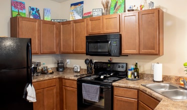 Woodland Reserve Apartments in Ankeny, IA - Foto de edificio - Building Photo