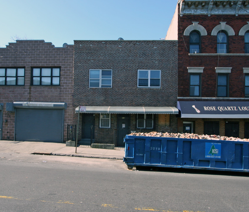 318 39th St in Brooklyn, NY - Building Photo