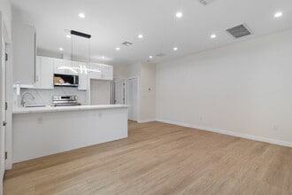 8853 Remick Ave in Los Angeles, CA - Building Photo - Building Photo