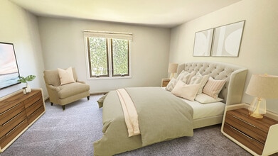 Covington Club Luxury Homes in Farmington Hills, MI - Building Photo - Building Photo