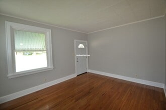 3400 Mayfair Ave in Cheviot, OH - Building Photo - Building Photo