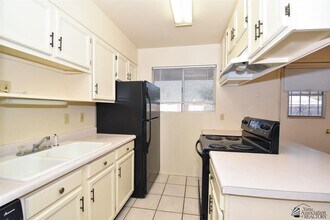 2262 W Brook St in Yuma, AZ - Building Photo - Building Photo