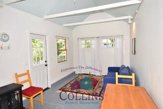 135 Carpenter St in Grass Valley, CA - Building Photo - Building Photo