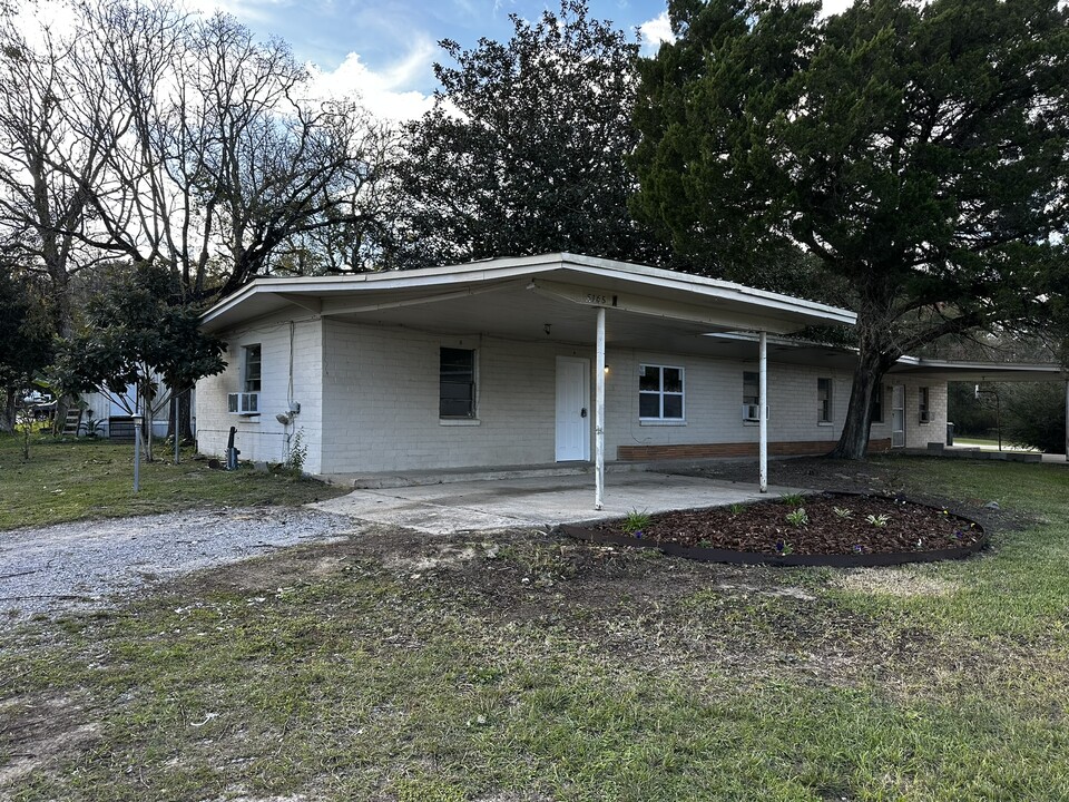 5165 St Stephens Rd in Prichard, AL - Building Photo