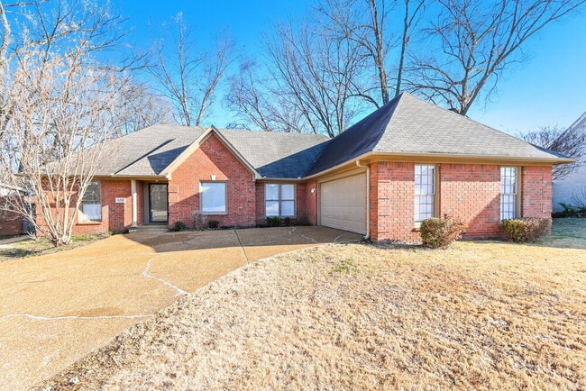 property at 4264 Thunderstone Cir W