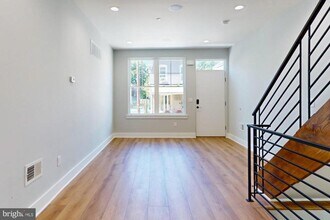 511 N Paxon St in Philadelphia, PA - Building Photo - Building Photo