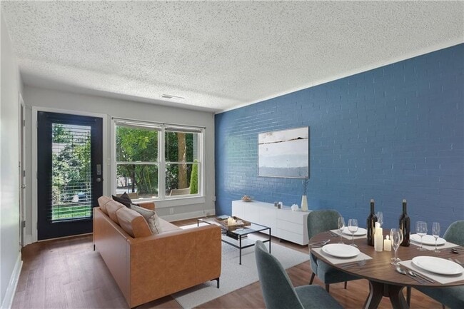 326 Mathews Ave NE in Atlanta, GA - Building Photo - Building Photo